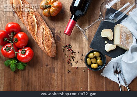 
                Baguette, Antipasti, Kalte Küche                   