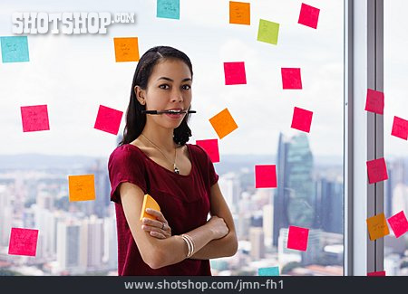 
                Geschäftsfrau, Organisation, Notizzettel, Notizen, Ideen                   