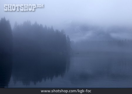 
                Blaue Stunde, Melancholisch, Weißenfelser See                   