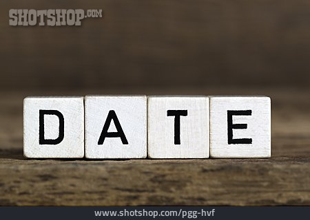 
                Date                   