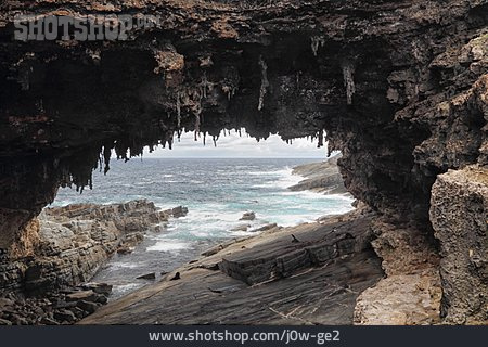 
                Höhle, Grotte                   