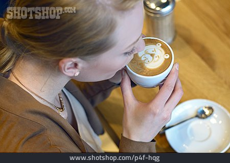 
                Milchkaffee, Heißgetränk, Latte Art                   
