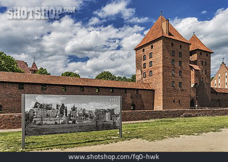 
                Historisches Bauwerk, Malbork                   