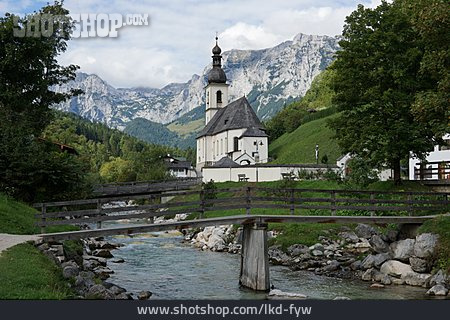 
                Dorfkirche, Ramsau, Berchtesgadener Alpen                   