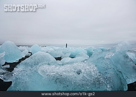 
                Island, Eisbrocken, Gletscherlagune, Jökulsarlon                   