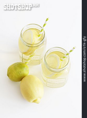 
                Erfrischung, Zitronenlimonade                   