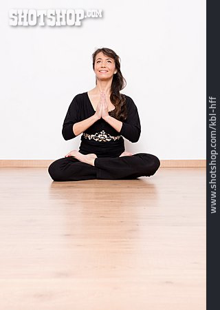 
                Frau, Meditation, Yoga                   