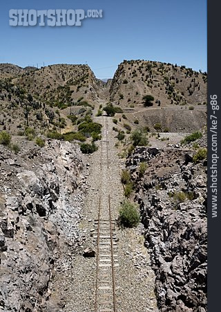 
                Chile, Eisenbahnschienen, Eisenbahnstrecke, Monte Patria                   