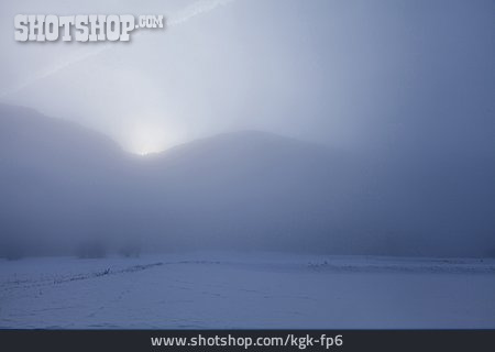 
                Winterlandschaft, Nebel, Morgensonne                   