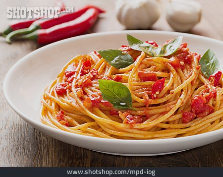 
                Spaghetti, Vegan, Arrabbiata                   