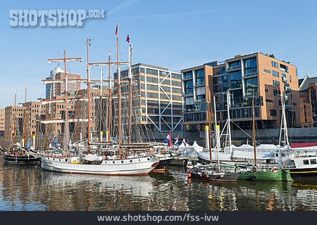 
                Hamburg, Segelschiff, Sandtorhafen                   