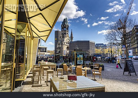 
                Berlin, Straßencafé, Kurfürstendamm                   