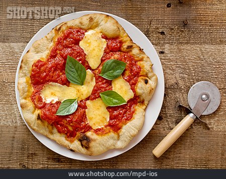 
                Pizza, Pizzaschneider, Margherita                   