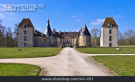 
                Commarin, Schloss Commarin                   