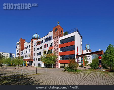 
                Friedensreich Hundertwasser, Luther-melanchthon-gymnasium                   