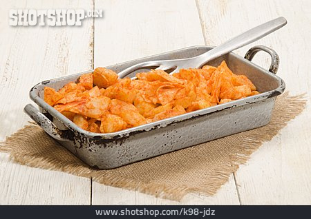 
                Ungarische Küche, Kartoffelauflauf                   