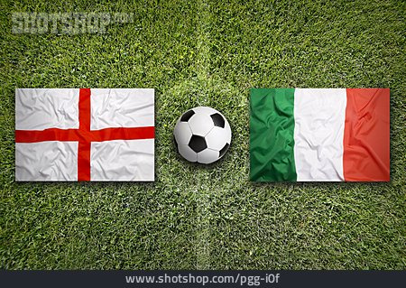 
                Flagge, England, Italien, Fußballplatz                   