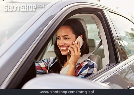 
                Telefonieren, Autofahrerin                   