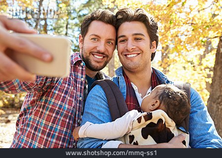 
                Familie, Partnerschaft, Gleichgeschlechtlich, Selfie                   