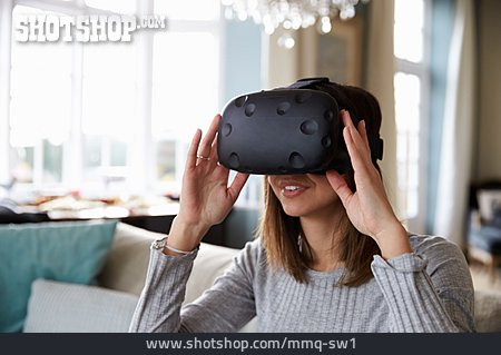 
                Spielen, Computerspiel, Virtuell, Virtual Reality Headset                   