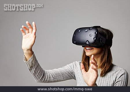 
                Spielen, Computerspiel, Virtuell, Virtual Reality Headset                   