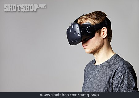 
                Virtuelle Realität, Cyberspace, Virtual Reality Headset                   