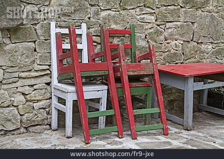 
                Stühle, Holzstühle                   
