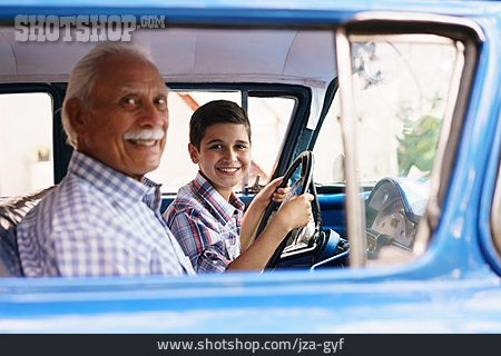 
                Großvater, Junge, Auto Fahren                   
