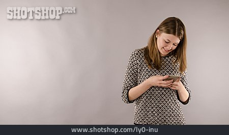 
                Mädchen, Sms, Smartphone                   