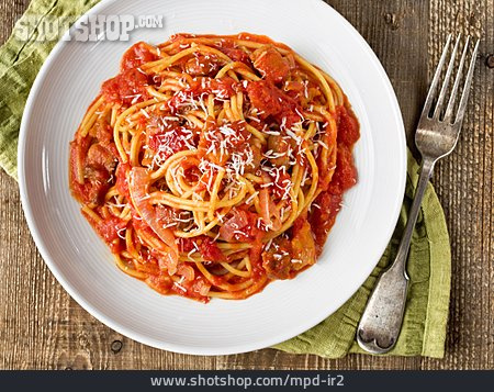 
                Spaghetti, Tomatensauce, Traditionelle Küche                   