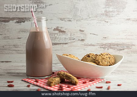 
                Milch, Snack, Cookies                   