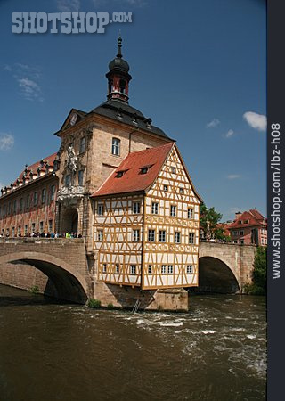 
                Brücke, Altes Rathaus, Fachwerkhaus, Bamberg                   