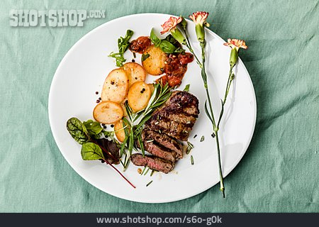 
                Mahlzeit, Angerichtet, Rib-eye-steak                   