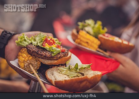 
                Hamburger, American Cuisine, Barbecue                   