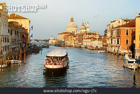 
                Tourismus, Venedig, Canale Grande                   