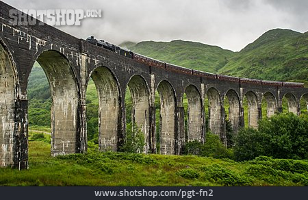 
                Lokomotive, Glenfinnan, Glenfinnan-viadukt                   