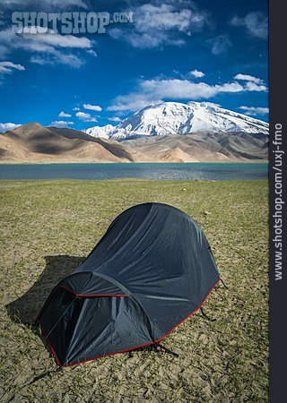 
                China, Camping, Xinjiang                   