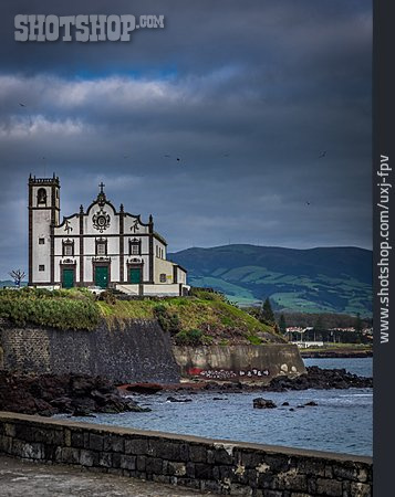 
                Küste, Kirche, Ponta Delgada                   