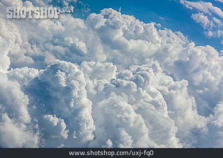 
                Wolke, über Den Wolken                   