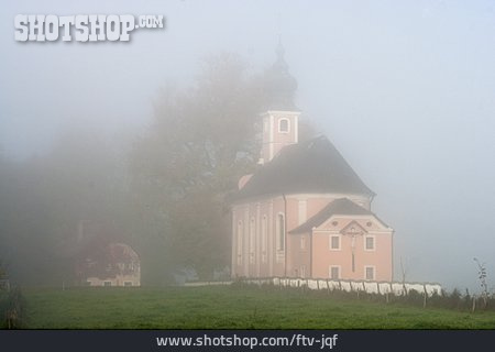 
                Nebelig, Wallfahrtskirche, Nebelstimmung                   