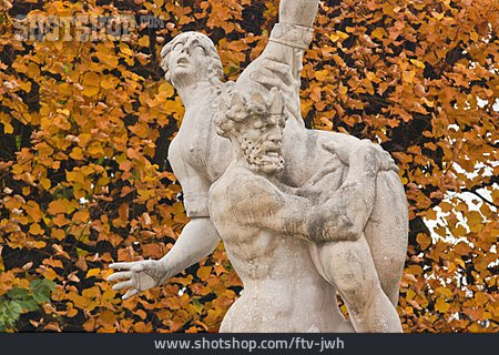 
                Statue, Mirabellgarten                   
