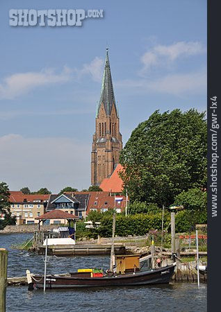 
                Schleswig                   
