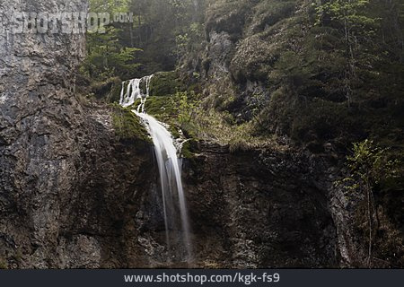
                Wasserfall, Alpen                   