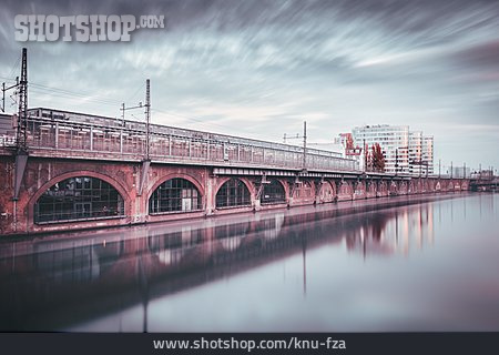 
                Berlin, S-bahn, Jannowitzbrücke                   