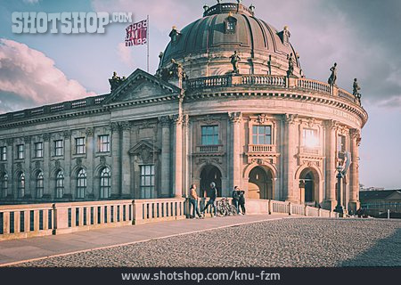 
                Berlin, Museumsinsel, Bodemuseum                   