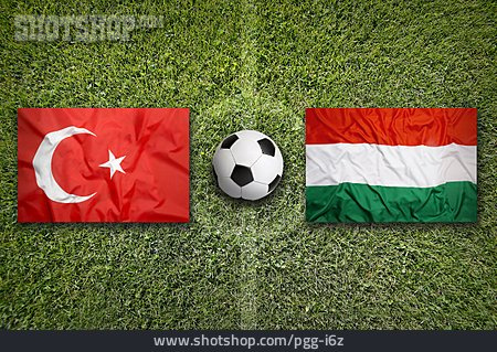 
                Fußball, Ungarn, Türkei                   