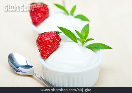 
                Dessert, Joghurt                   