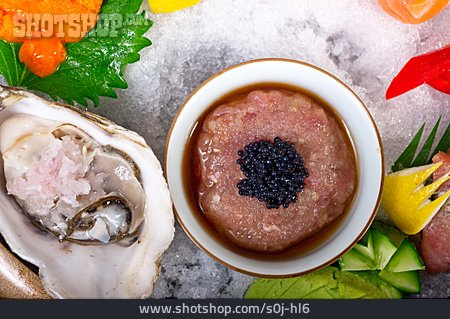 
                Auster, Thunfisch, Sojasauce                   