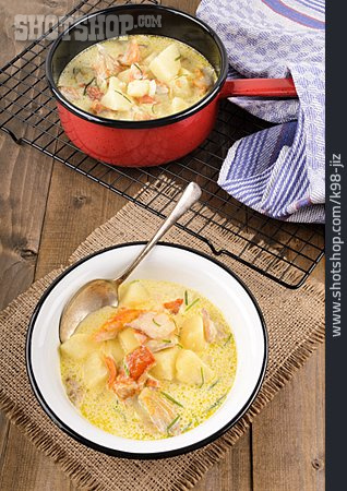 
                Suppe, Kartoffelsuppe, Fischeintopf                   
