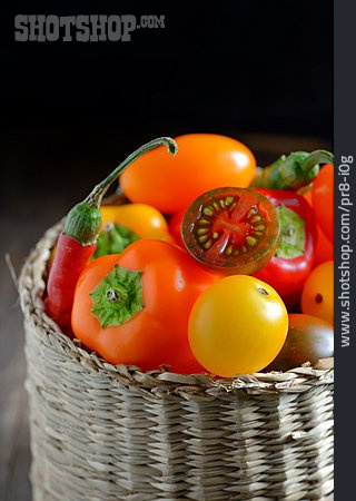 
                Tomaten, Ernte, Gemüsekorb                   